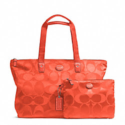 GETAWAY SIGNATURE NYLON PACKABLE WEEKENDER - COACH f77321 - SILVER/HOT ORANGE