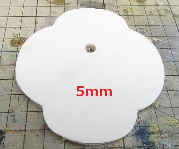 善逸 ぜんいつ の日輪刀の作り方 型紙付き コスプレ造形の作り方と型紙のサイト ギャクヨガ 作例400種以上公開 武器 防具 小道具等
