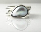 Pearl Ring - Modern Design - Sterling Silver - White Pearl - Size 7 - Ready to Ship - serpilguneysudesigns