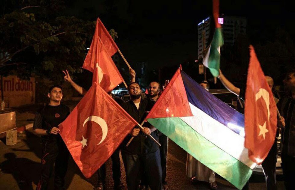 Los habitantes de Gaza caliente celebración Erdogan mantener el control después de un fallido golpe de estado en Turquía