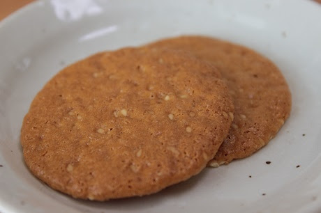 北島 丸芳露 花ぼうろ ごまぼうろ つれづれ甘味録