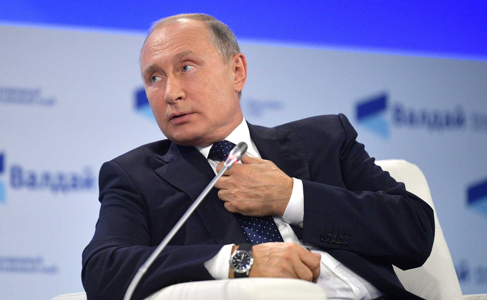 AtÂ theÂ plenary session ofÂ theÂ 15th anniversary meeting ofÂ theÂ Valdai International Discussion Club.