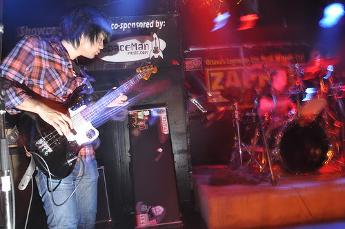 Move Your Mountain at Zaphod Beeblebrox