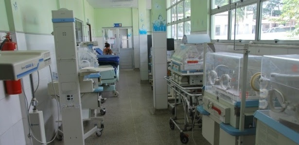 As incubadoras do Hospital da Criança estão quebradas e quando são usadas superaquecem, colocando em risco a vida dos bebês