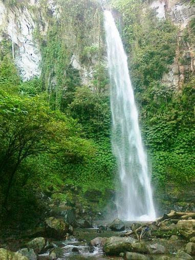 Air Terjun Indah Yang Tersembunyi Di pulau Bali Air Terjun Indah Yang Tersembunyi Di pulau Bali