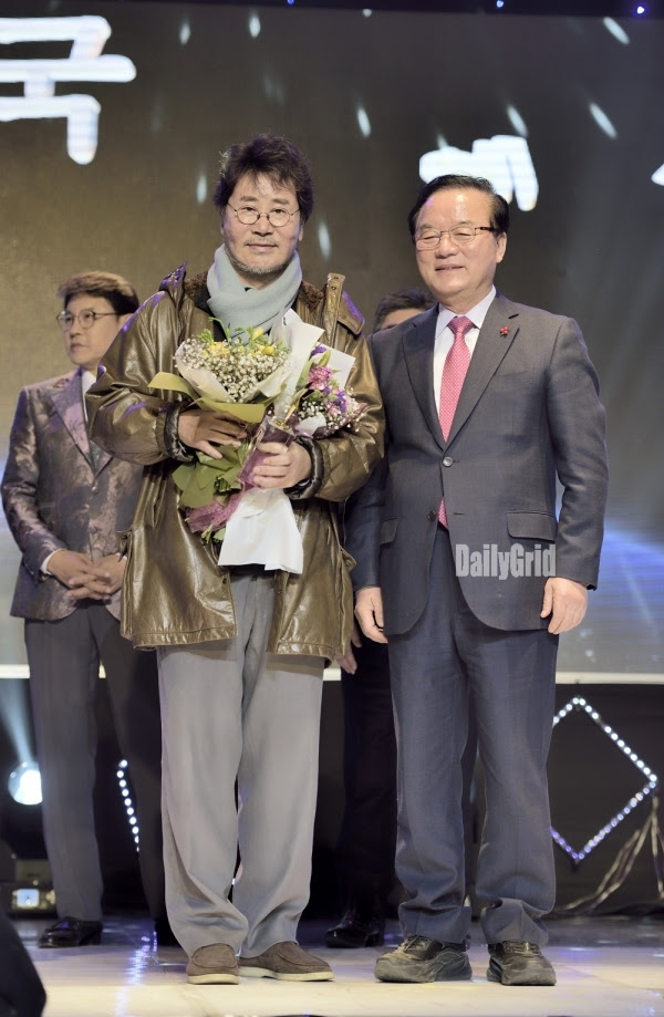 í¬í ë´ì¤ ì 6í ëíë¯¼êµ­ ìì ë¬¸í