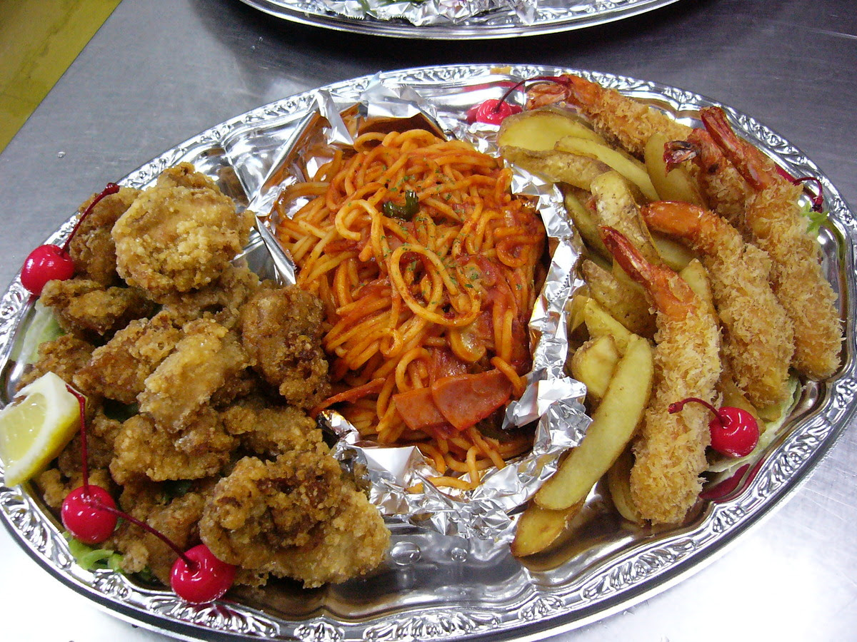 子供用オードブルと大人用オードブル ２００８ ５ ２６ ごちそうナポリタン ハンバーグ カレー 美味しい定食のお店 宮古市ロートレック