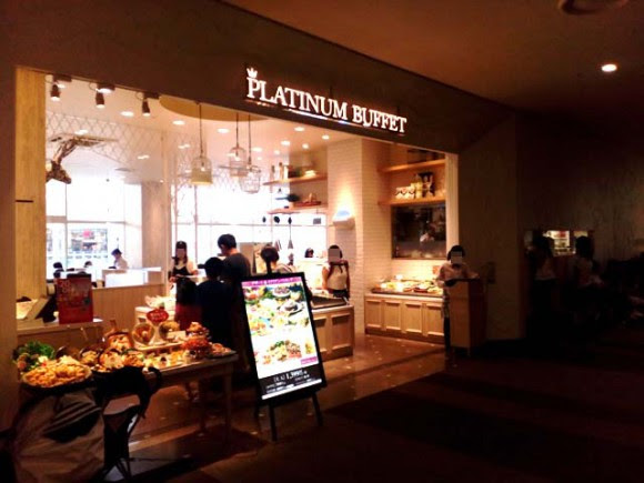 並ぶ理由もわかる ららぽーと新三郷のplatinum Buffet 感想と並ばないで済む時間 ブログが書けたよ