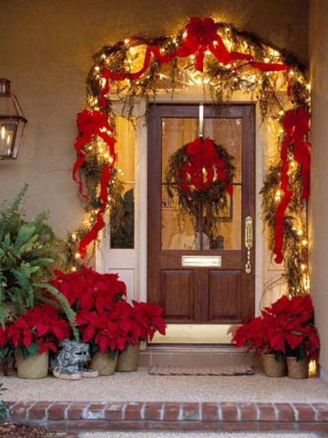 95 Amazing Outdoor Christmas Decorations DigsDigs 95 Amazing Outdoor Christmas Decorations DigsDigs