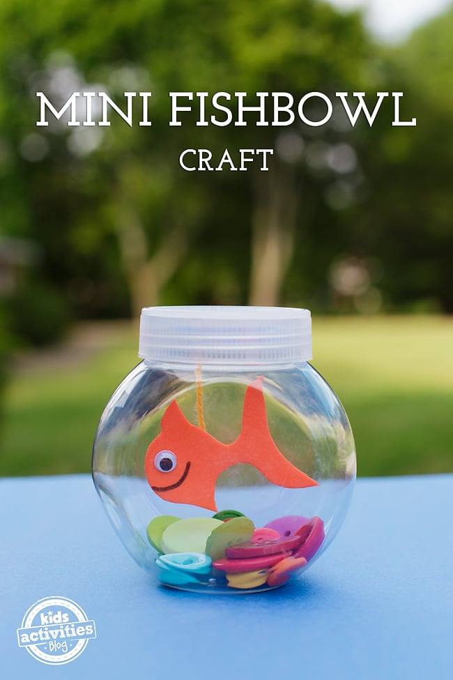 Kids of all ages will enjoy creating a Mini Fishbowl Craft! It's the perfect quiet, clean, and sweet pet they've been wishing for!