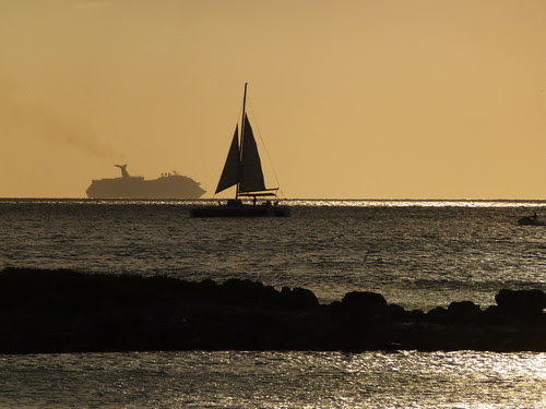 Ships in Aruba