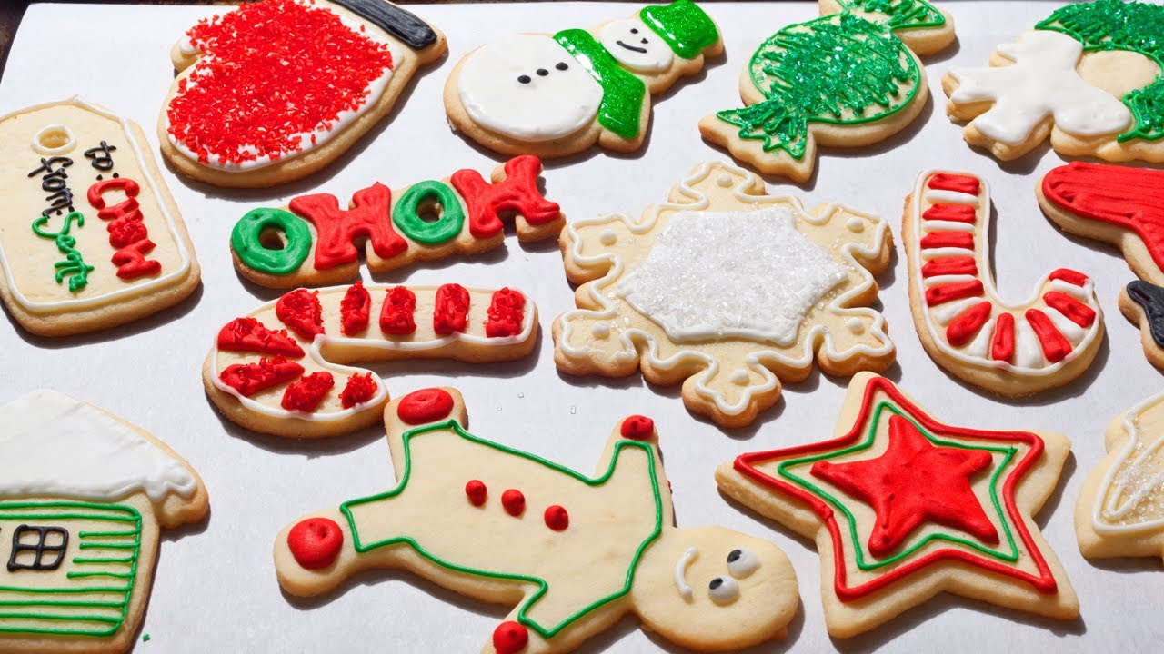 How to Make Easy Christmas Sugar Cookies - The Easiest Way ...