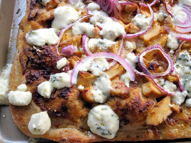 buffalo chicken & blue cheese pizza