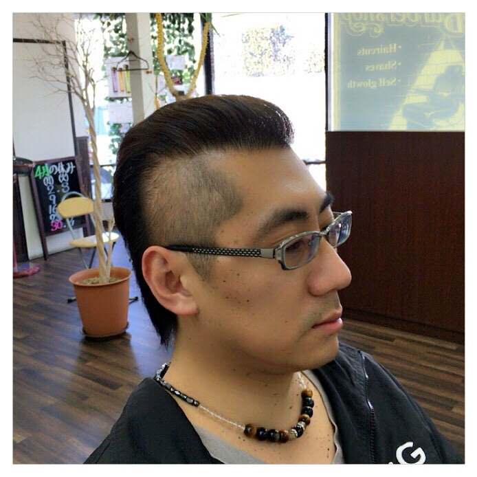 ヘアスタイル パーマ モヒカン風リーゼント 天童の理髪店 With ウィズ