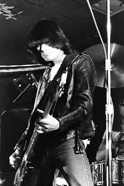 Archivo:Dee Dee Ramone.jpg