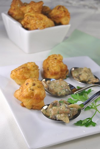 Fried cauliflower and Mushroom sauce