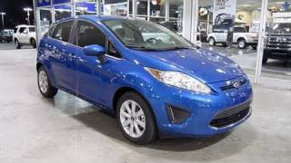 2011 Ford Fiesta SE Hatchback Start Up, Engine, and In Depth Tour