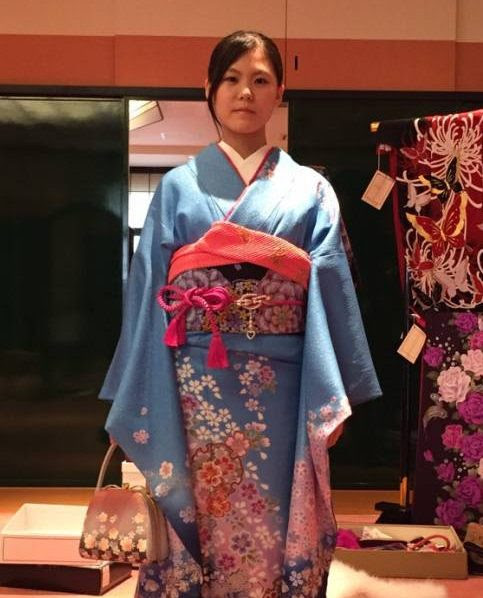 振袖は髪型ひとつでここまで変わる 実録 新卒髙橋の成人式髪型事情 和の美おぐらアリオ鷲宮店 成人式 振袖レンタル 和の美おぐら