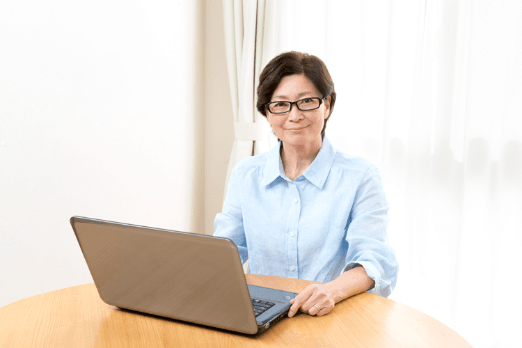 60代女性に関する調査 仕事の探し方と 求人を見つけた後の行動について 自分の相場を知る ミドルシニアマガジン マイナビミドルシニア