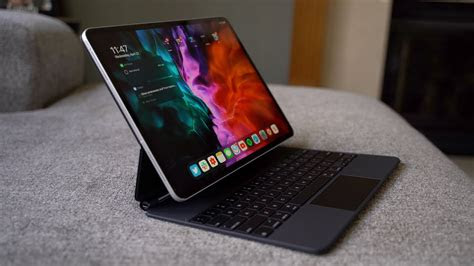 Learn more by matt s. Apple's Magic Keyboard for iPad Pro Hands-On! - YouTube