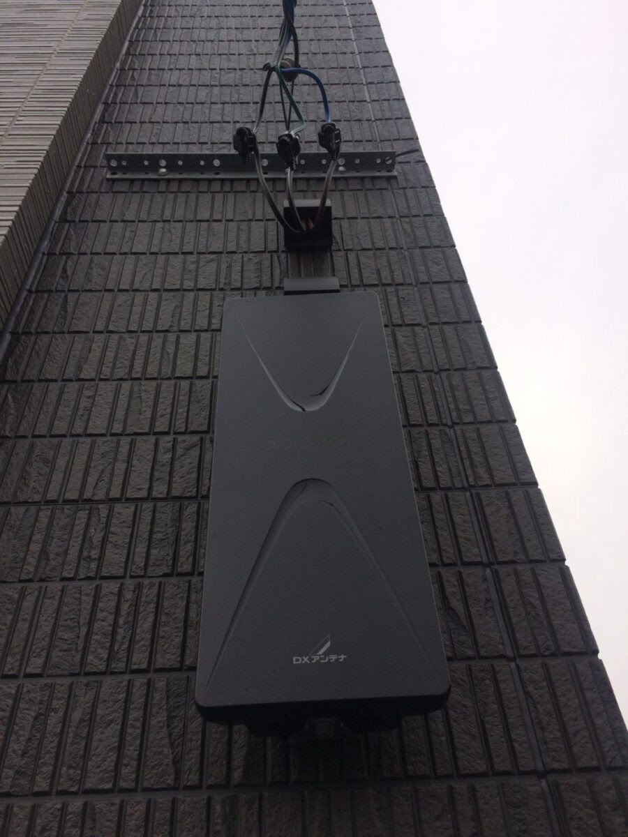 愛知県東海市一戸建て新築住宅☆お洒落な最新テレビアンテナ壁面施工 - 愛知・岐阜のアンテナ工事専門｜Star Antena
