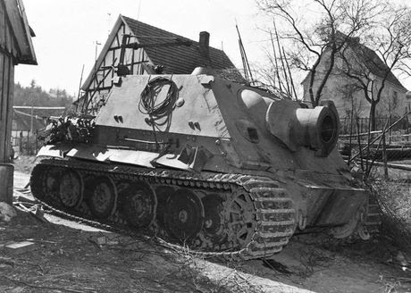 Anh cuc hiem ve xe tang quai vat Sturmtiger cua Duc quoc xa - Anh 4