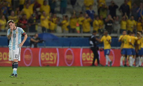 messi-tuyen-argentina-dang-ngap-trong-dong-phan
