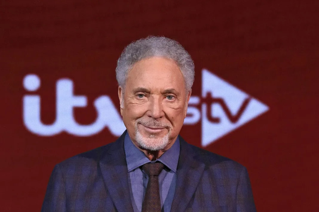 Tom Jones too ill for Chichester concert