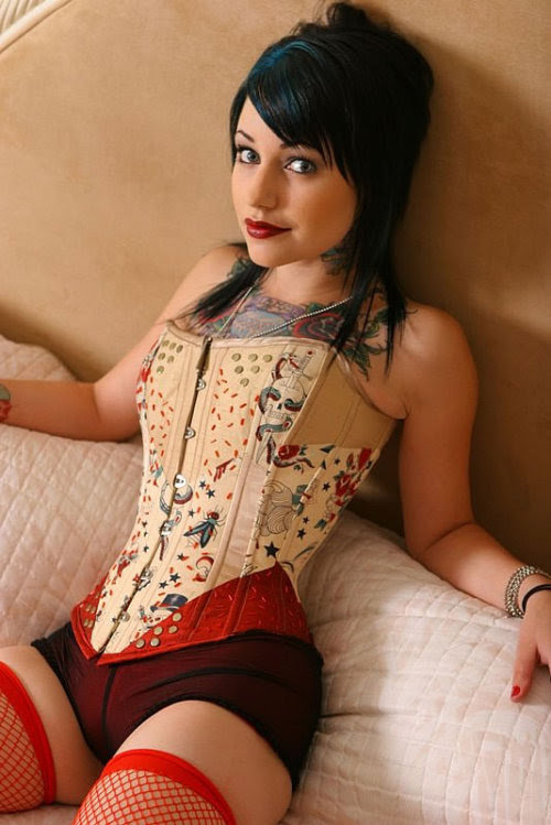 tattooed girl
