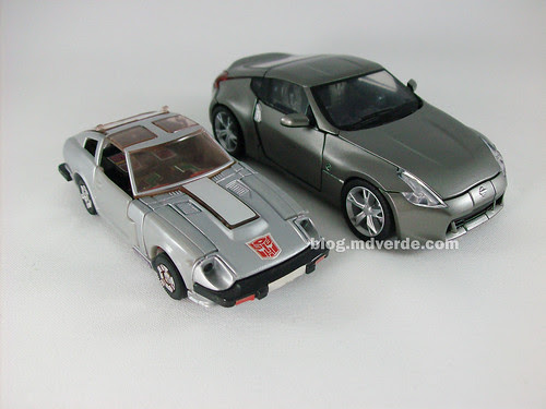 Transformers Megatron Alternity Blade Silver vs Silverstreak G1 - modo alterno