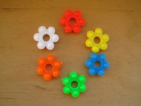 おもちゃと今日の出来事 花はじきのスパイラル