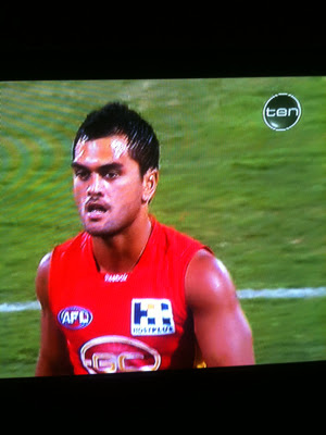 afl gold coast suns logo. AFL: Gold Coast Suns playing