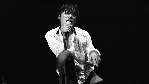 尾崎豊の人気曲10選 伝説のロッカーの名曲達をご紹介 音ハコ
