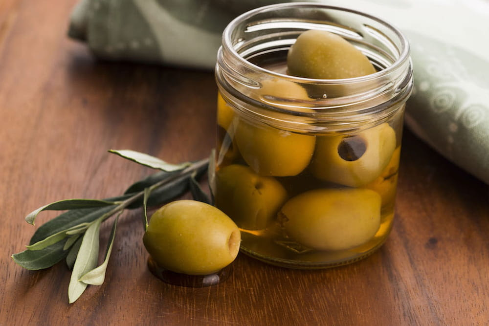 Come conservare le olive: verdi o nere, in salamoia o sott ...