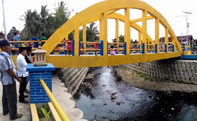 Jembatan kuning kalianda