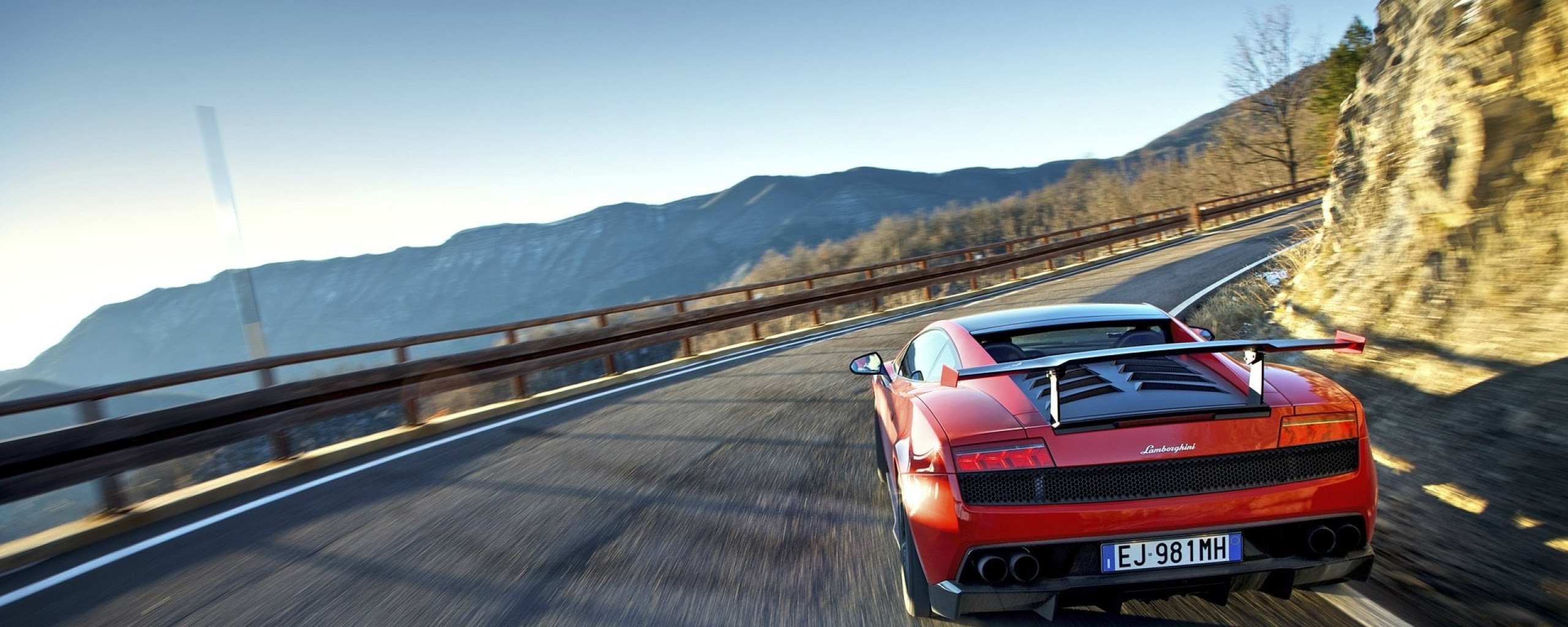 Car Dual Screen Wallpaper - WallpaperSafari