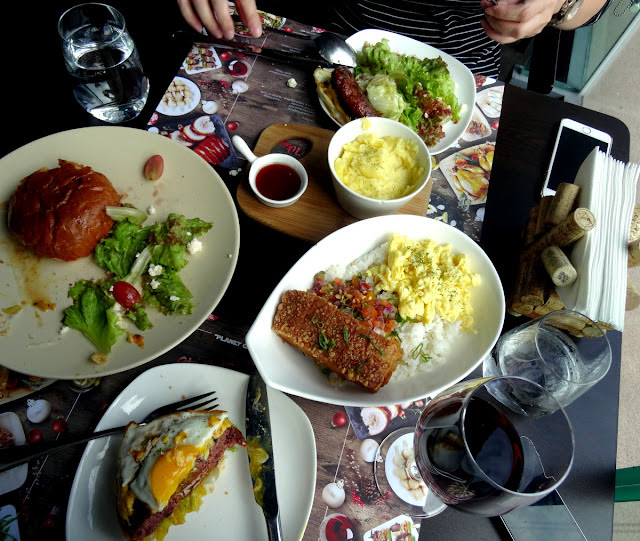 Planet Grapes Ayala Centre Cebu