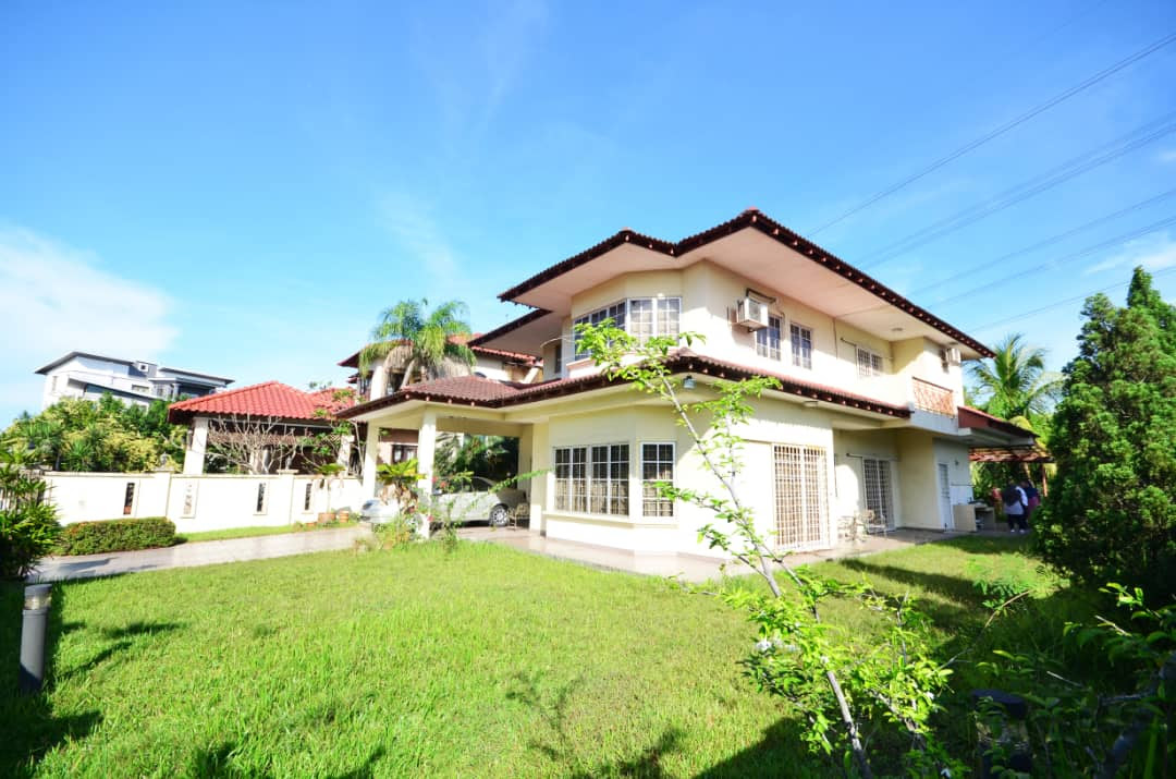 Double Storey Bungalow Seksyen 8 Shah Alam With Spacious Land For Sale Weise International Property Consultants