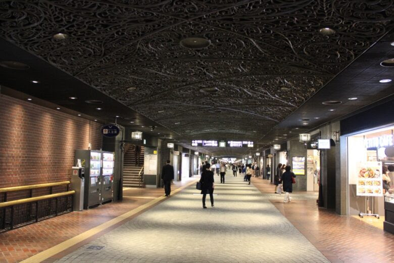 天神地下街の雰囲気を徹底解説 写真多数 地図 トイレ 便利な通路 福岡タウン情報