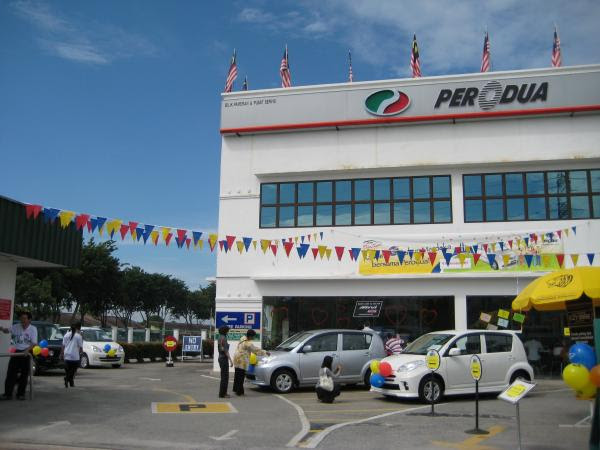 Perodua Sales and Service Centre - Manjung