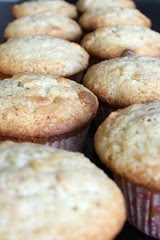 White Chocolate Macademia Cupcakes - IMG_4036