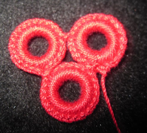 finished sc in 1st ring and slst  cut and finish thread