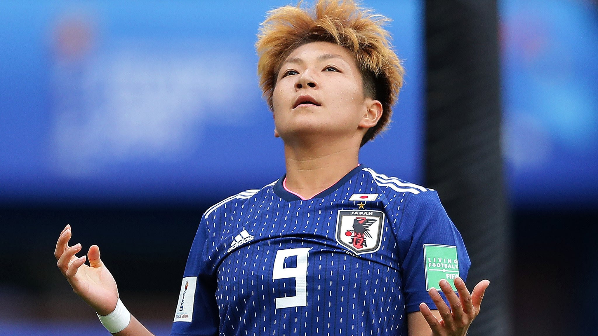 女子サッカーの同性愛者 なぜ男子より多い cニュース