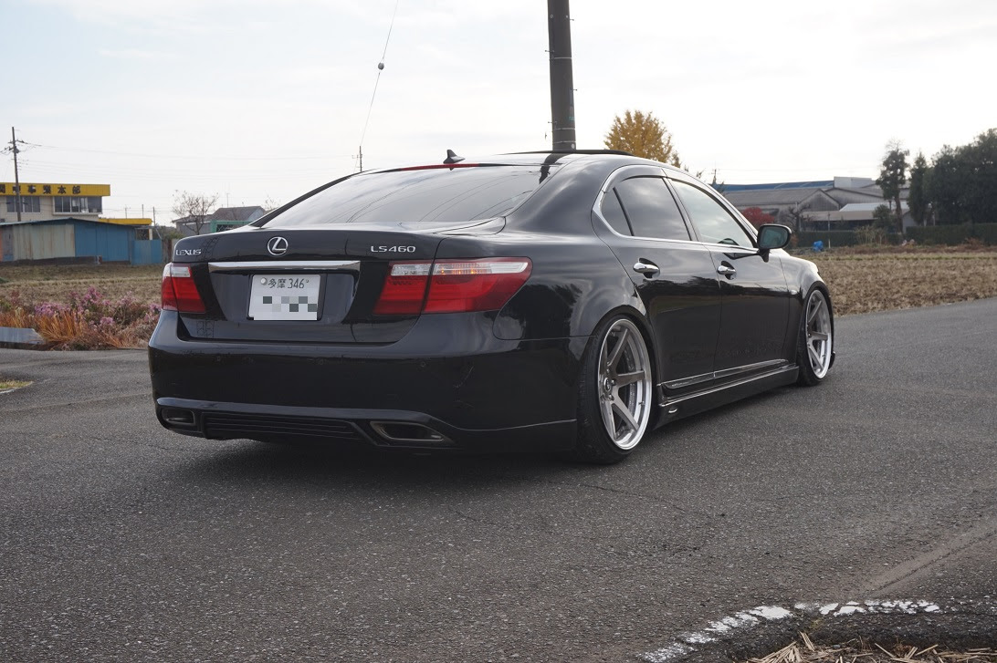 Ls460 車高調取り付け ホイールチェンジ Auto Work S R カスタムカー製作 ワンオフマフラー製作は埼玉 東松山のauto Work S Rにお任せください