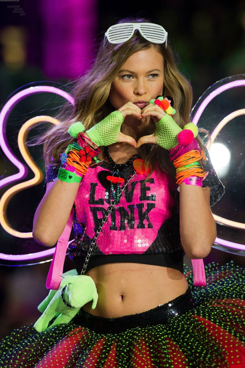 Fashion Model Behati Prinsloo, Style inspiration, Fashion photography, Long hair