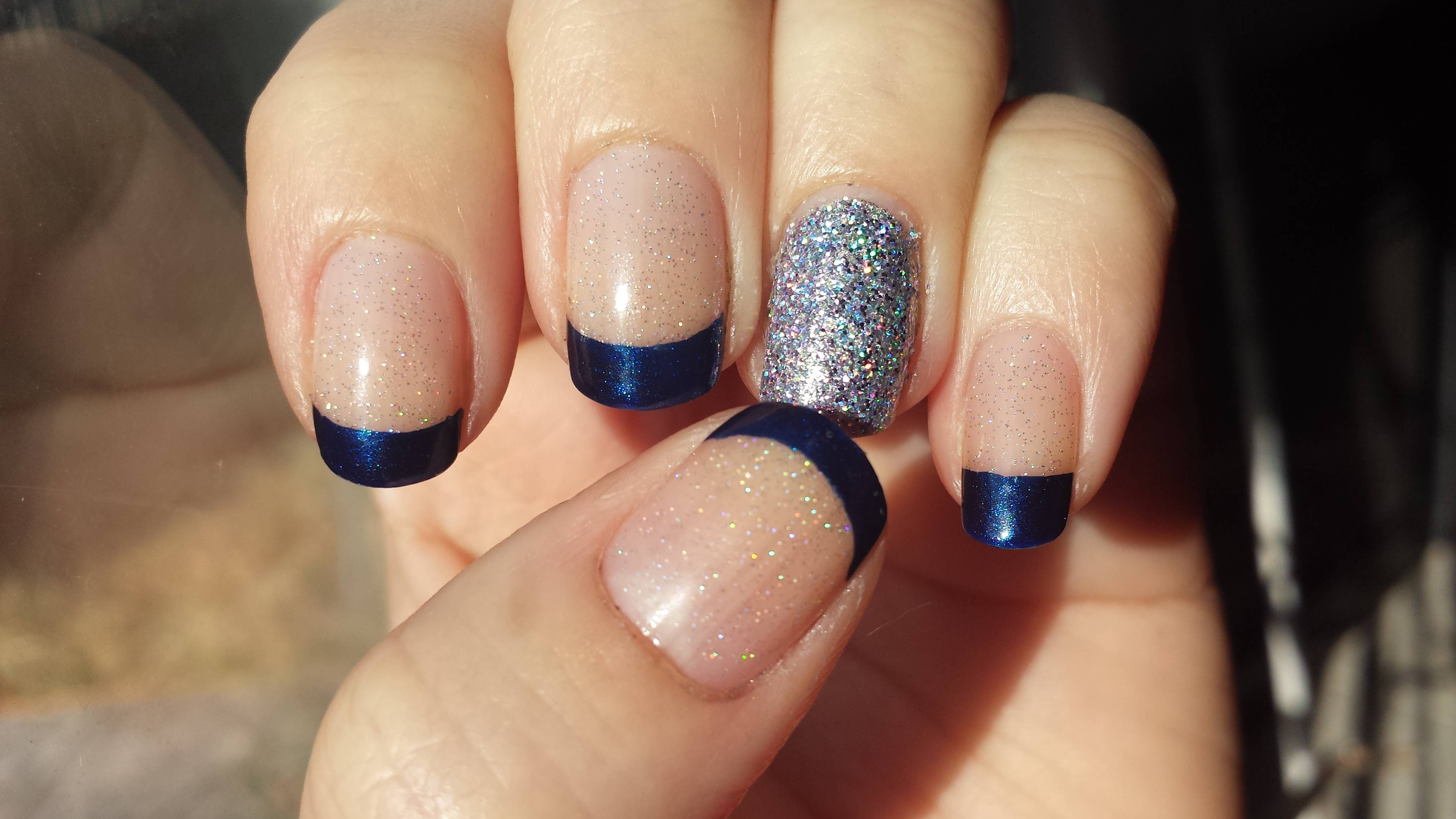 Prom Nails That Go With Navy Blue Dress