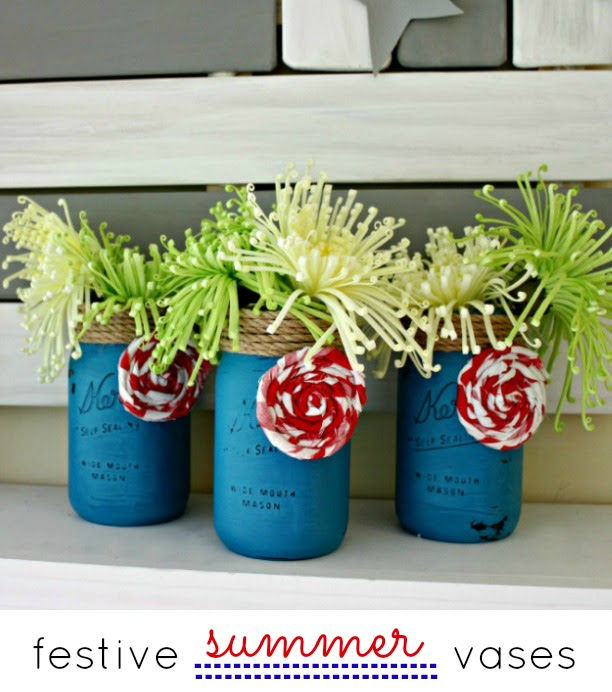 festive-mason-jar-vases