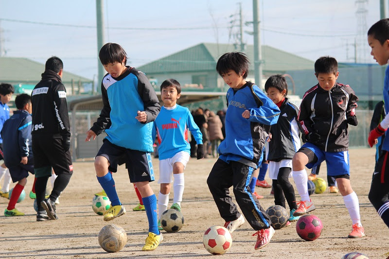 ２ ７ 土 瑞穂市少年サッカー教室 レポート 新着情報 Fc岐阜オフィシャルサイト