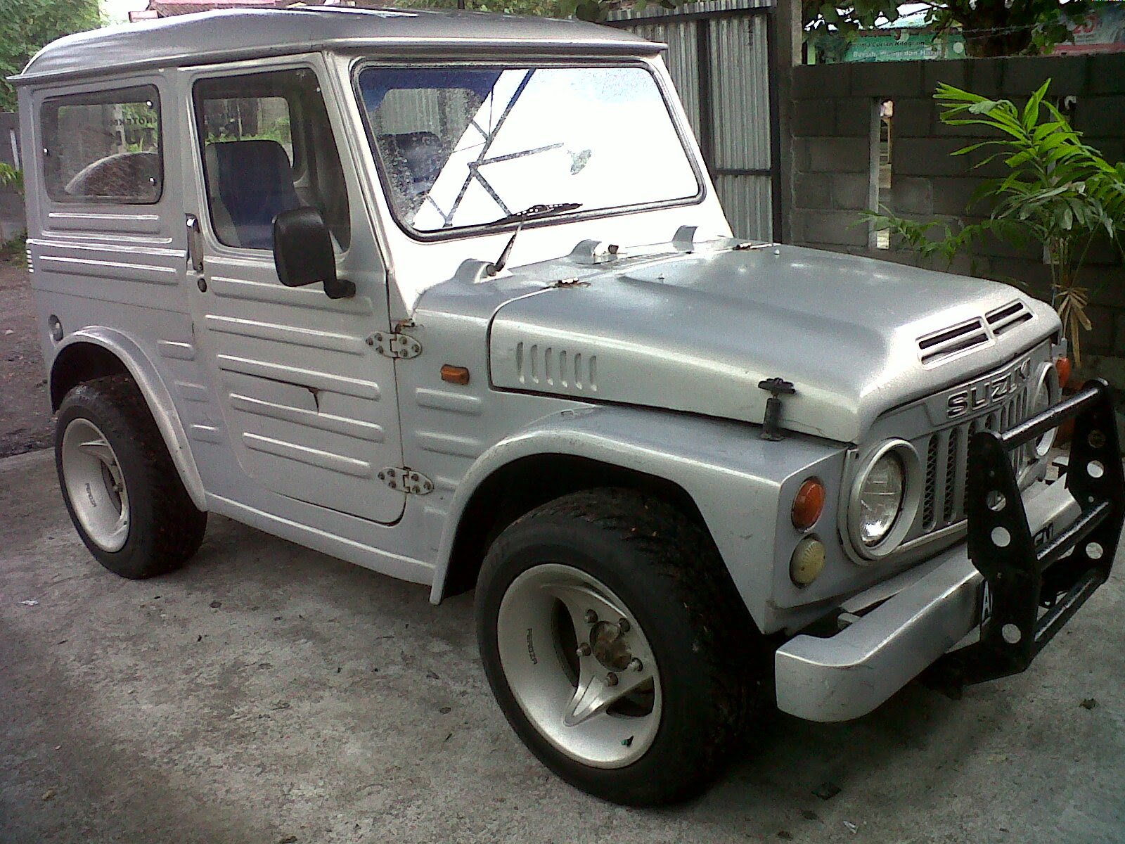 Restorasi Suzuki LJ 80 Jangkrik Laris Abadi