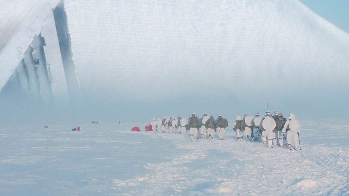 US Marines sent to explore Ancient Pyramids discovered in Antarctica !!! April 2017